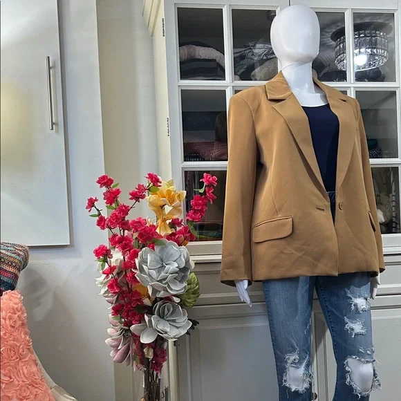 Camel Single-Button Blazer by ONLY in size 8 - Picture 3 of 11